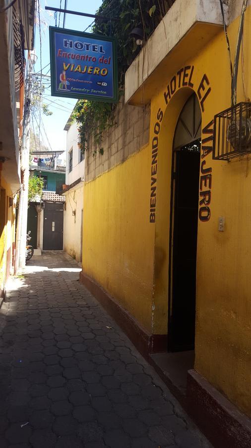 Hotel Encuentro Del Viajero Panajachel Ngoại thất bức ảnh